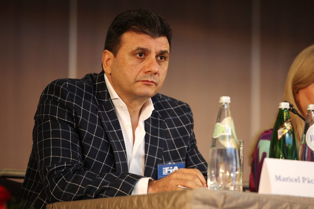 ANAF intensifică controalele asupra unui grup de societăți controlate de proprietarul unui post de televiziune Direcția Antifraudă din cadrul Agenției Naționale de Administrare Fiscală (ANAF) a anunțat recent că va intensifica măsurile legale destinate controlului și recuperării obligațiilor fiscale din partea unui grup de societăți, fără a preciza explicit numele companiei