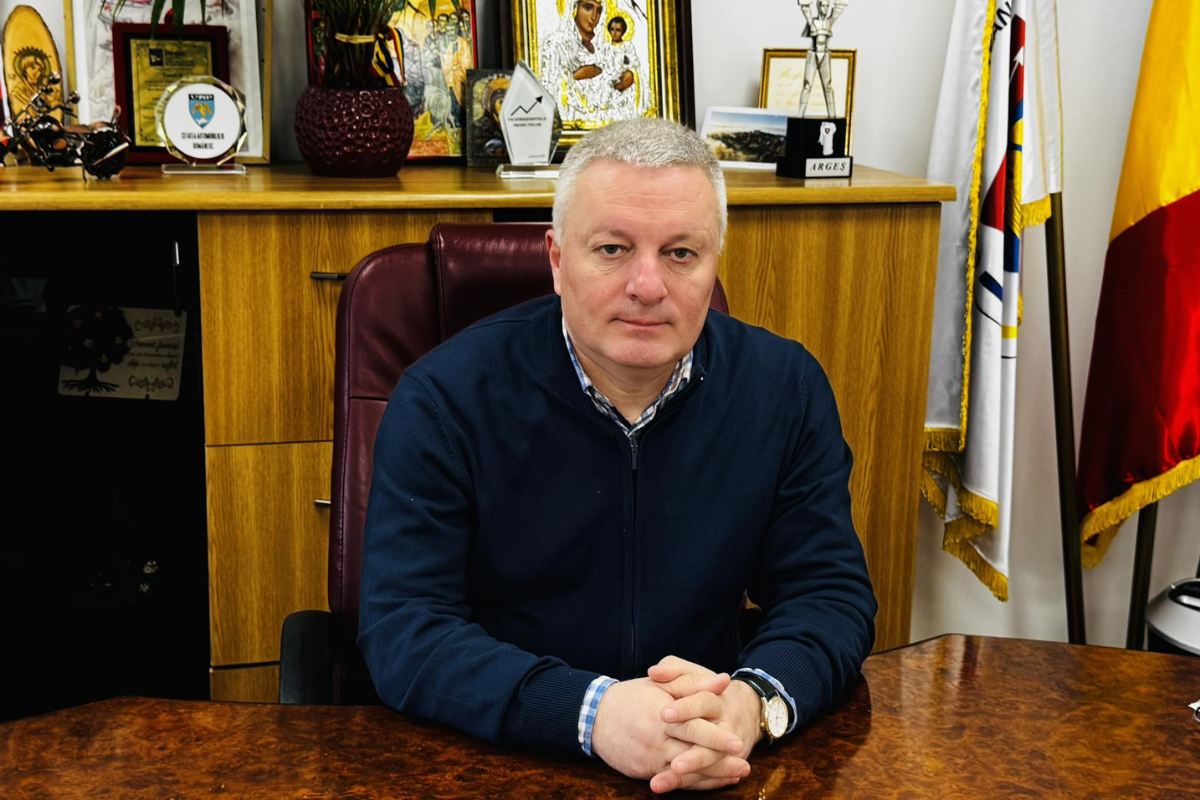 PNL Argeș cere demisia vicepreședintelui CJ, Marius Nicolaescu, după ce acesta a fost trimis în judecată de Direcția Națională Anticorupție (DNA)