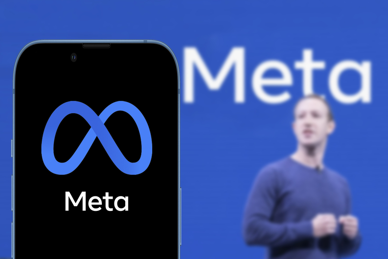 Meta (Facebook) dă afară 8.000 de angajați: Concedieri masive în IT, din 2026