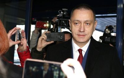 Deputatul PSD Mihai Fifor a lansat un nou atac dur la adresa USR, acuzând formațiunea de promovarea unui „model repetitiv de comportament politic bazat pe ipocrizie și scandaluri morale”