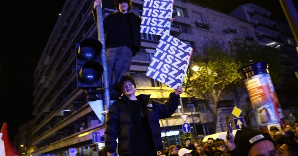 Magyar, victorie zdrobitoare: Tisza obține majoritatea calificată în Parlament, după aproape 99% din voturi