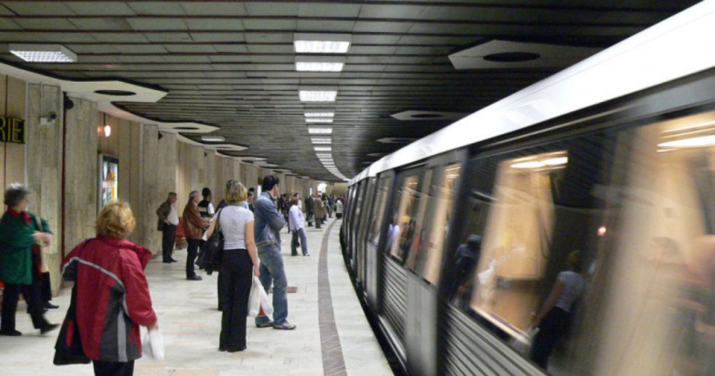 Conducerea Metrorex a propus recent o nouă majorare a tarifelor pentru calatoriile cu metroul din București, planificată să intre în vigoare începând cu data de 1 mai