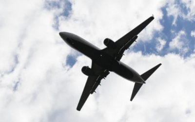 Italia se confruntă cu un semnal de alarmă legat de începutul unei penurii de combustibil, motiv pentru care au fost anunțate raționalizări pe patru aeroporturi importante: Milano, Bologna, Treviso și Veneția