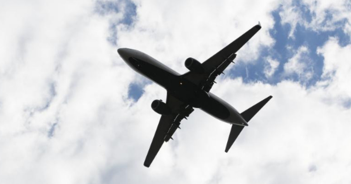 Italia se confruntă cu un semnal de alarmă legat de începutul unei penurii de combustibil, motiv pentru care au fost anunțate raționalizări pe patru aeroporturi importante: Milano, Bologna, Treviso și Veneția