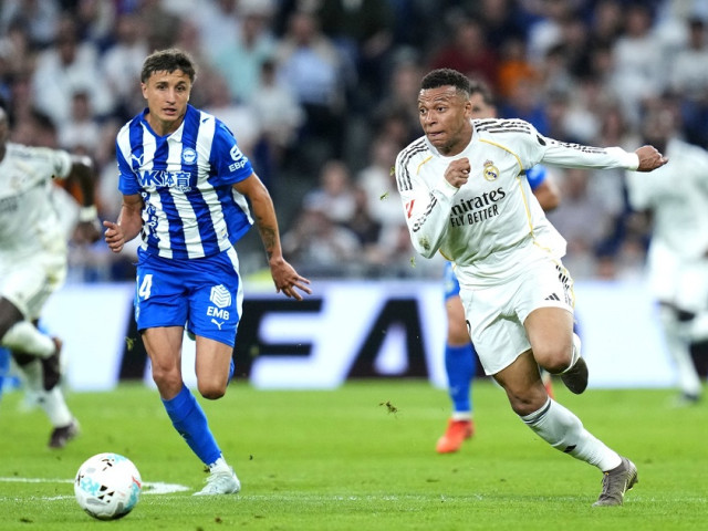 Real Madrid – Alaves 2-1: ”Galacticii”, la 6 puncte de Barcelona, după un meci spectaculos!