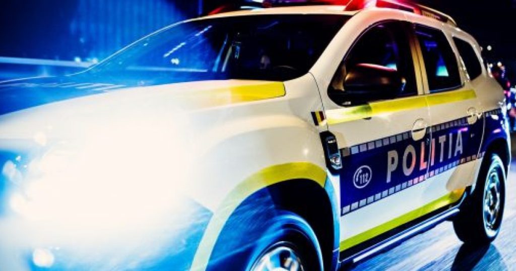 Prahova: Scandal de Paște cu săbii și autospecială distrusă. Intervin forțele speciale