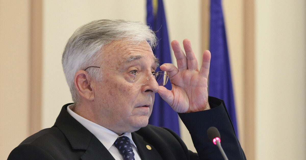 Isărescu: „Lumea s-a plictisit de stabilitate, dar o vrea când o pierde”