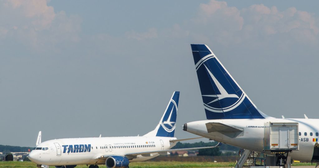 Angajații TAROM, furioși: Guvernul vrea să închidă compania. Proteste și procese