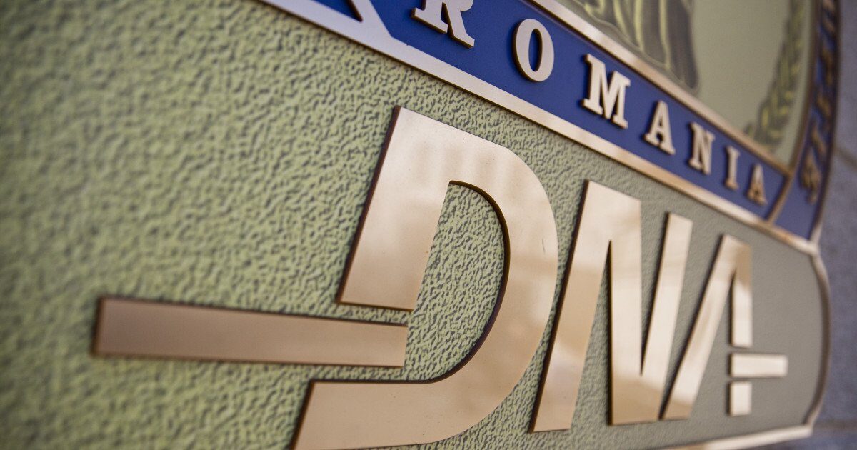 Procurorii Direcției Naționale Anticorupție (DNA) – Serviciul Teritorial Pitești au trimis în judecată, în stare de libertate, pe Marius-Florinel Nicolaescu, vicepreședintele Consiliului Județean Argeș
