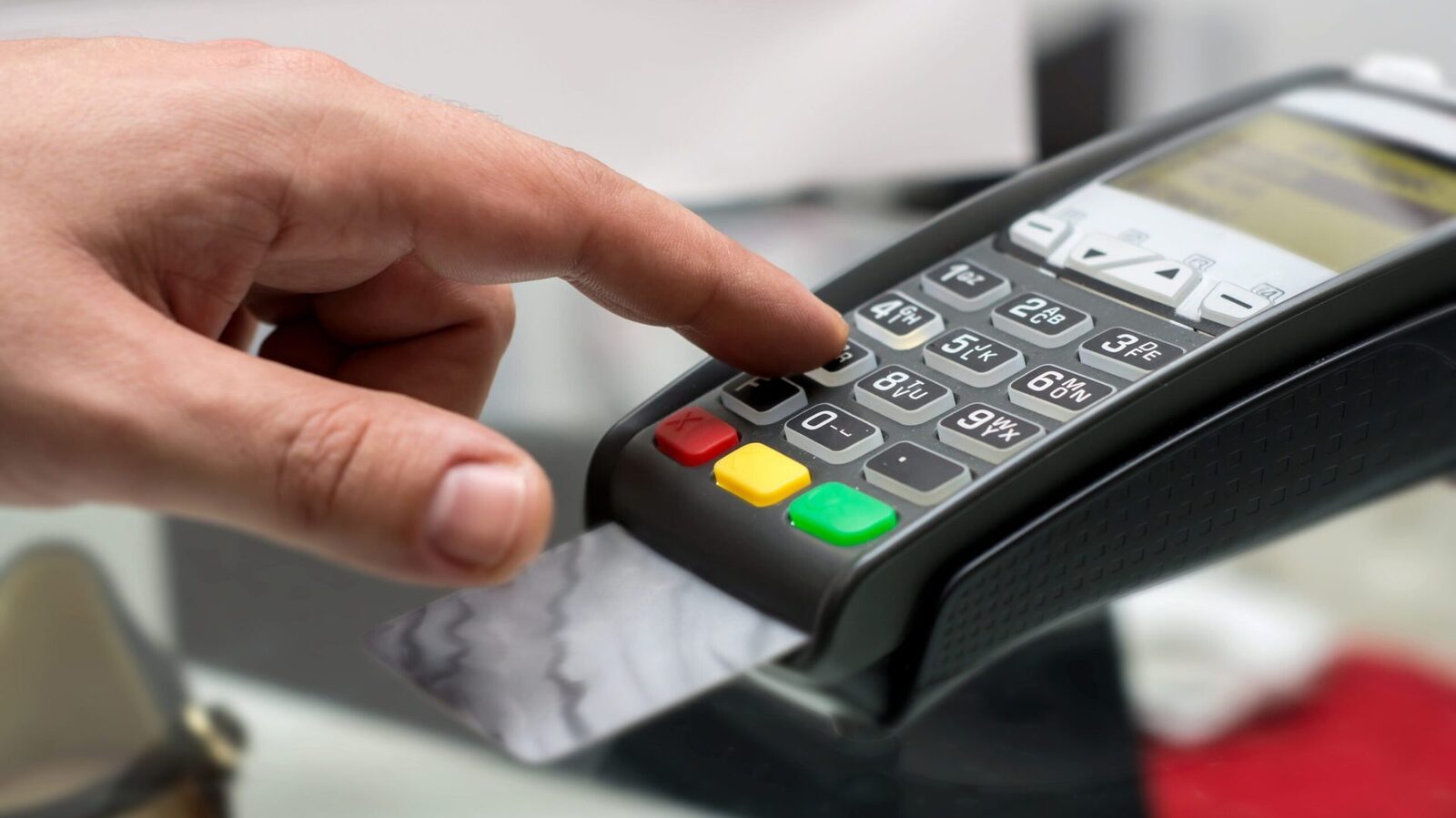 Carduri, cash interzis: Restaurantele, obligate să renunțe la numerar