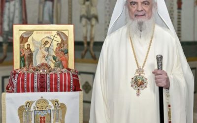 Patriarhul Daniel: Rugăciune pentru pace și iubire de Paște