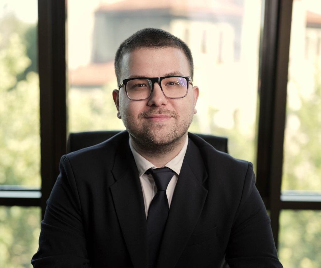 Aurul, refugiu sigur în vremuri de criză? Analiza pentru piața din România