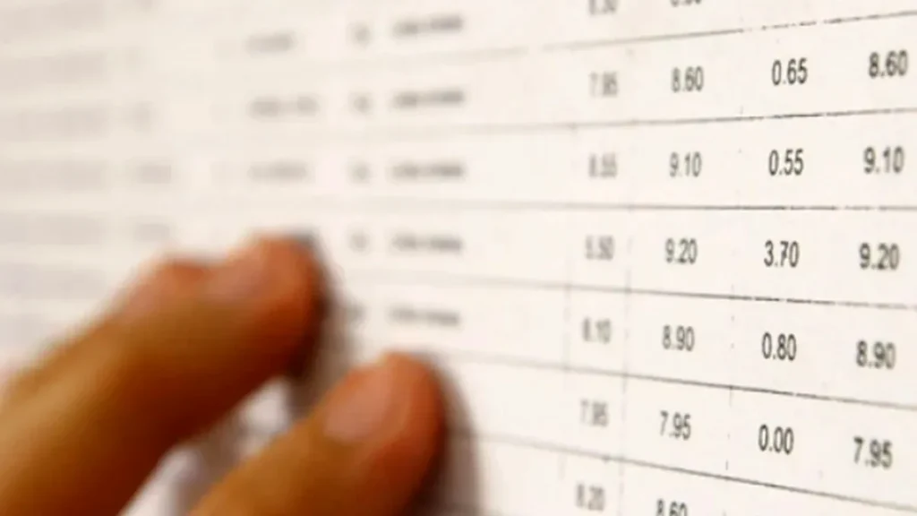 Rezultatele simulării Bacalaureatului 2026 au ieșit la iveală, iar datele arată o imagine amestecată, cu evoluții diferite în funcție de disciplină