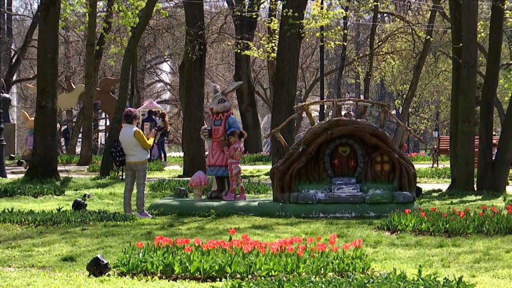 Record de vizitatori la Târgul de Paște din Craiova și prețurile la mâncare și suveniruri