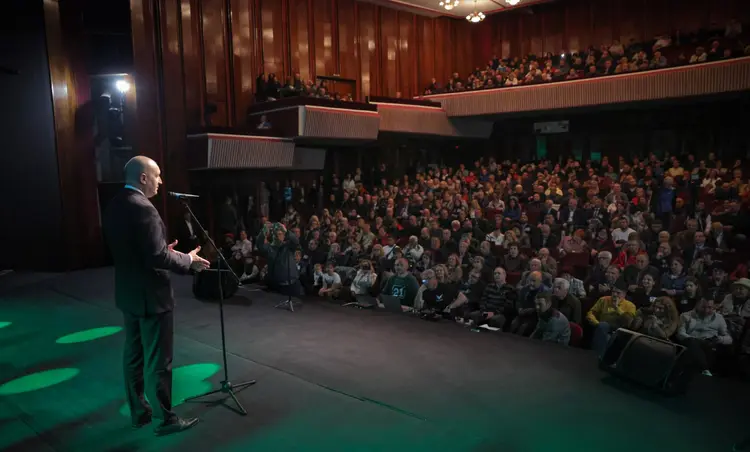 Radev, pro-rusul șef de stat bulgar, marele câștigător al alegerilor