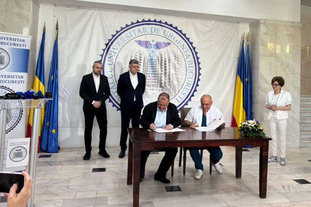 Start pentru colaborarea SJU Buzău-SUUB: Profesorul Cârstoiu, la operații