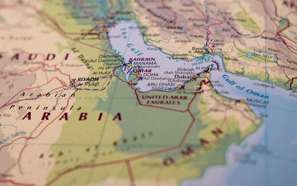 Iranul oferă navei trecere prin Strâmtoarea Ormuz, via Oman