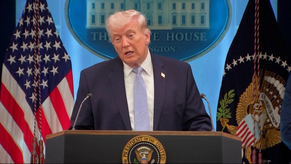 Teheranul, sarcasm la adresa lui Donald Trump: „Un președinte învins”