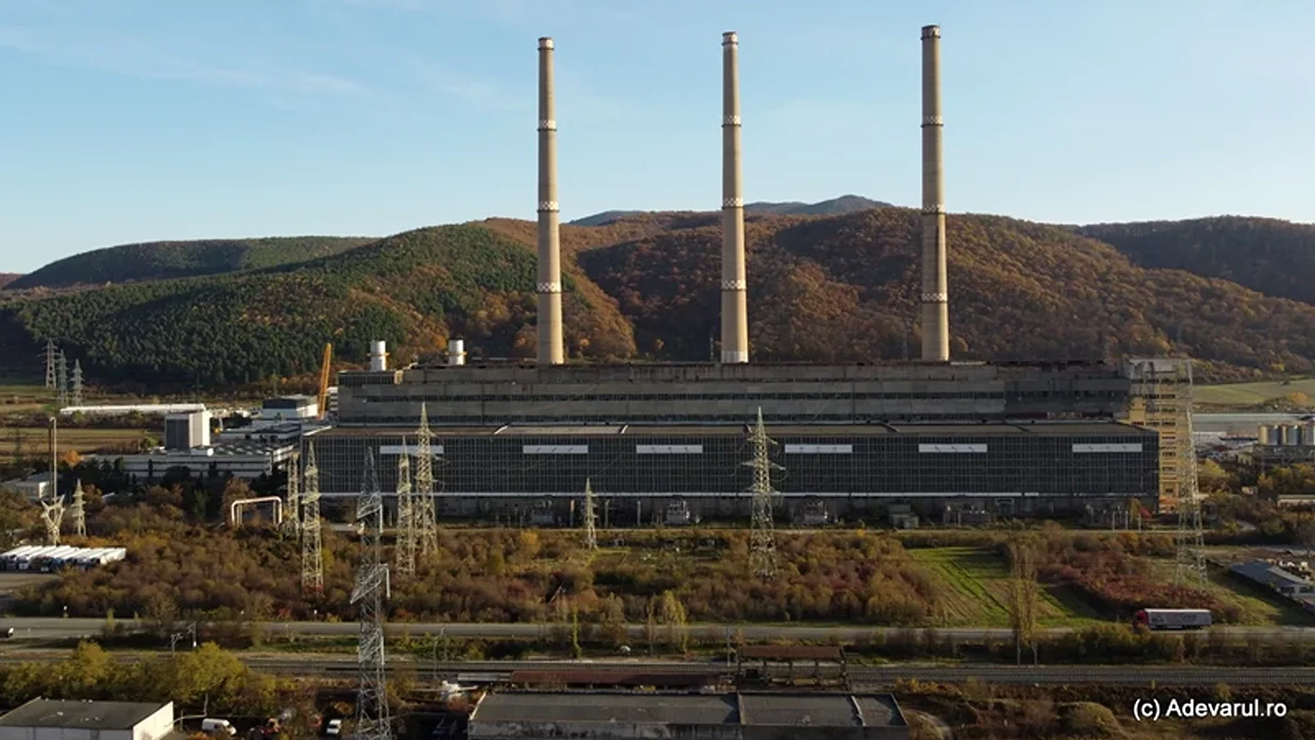 Mintia: Centrala energetică intră în linie dreaptă. Când produce energie?