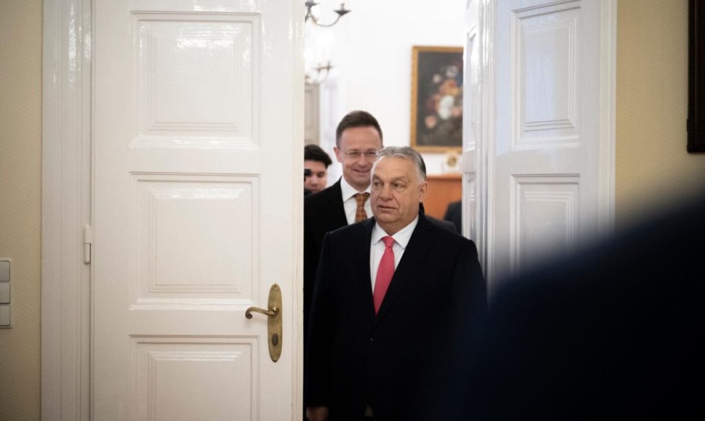 Orban, învins, sare summitul UE: Lider naționalist, trimis în locul său