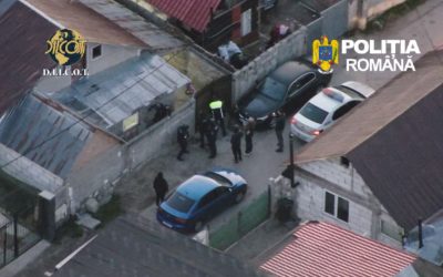 Tânăr racola victime, părinții le duceau în străinătate: Afacere de familie, anchetată