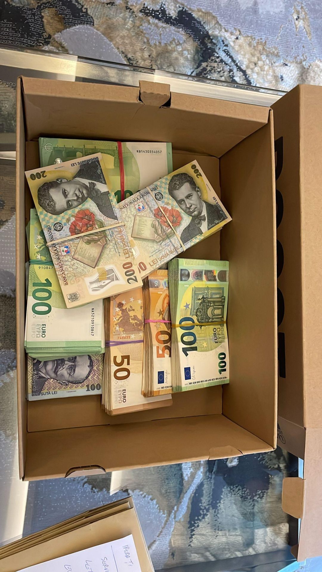 Ministrul Fondurilor Europene, Dragoș Pîslaru, a lansat duminică critici voalat la adresa PSD, fără a menționa explicit partidul condus de Sorin Grindeanu, într-un mesaj publicat pe rețelele sociale