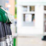 Motorina se apropie de 9,5 lei/litru! Cât costă benzina după scăderea de preț