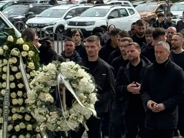 Florin Tănase, sfâșiat de durere la sicriul lui Mircea Lucescu: Acum 10 zile…