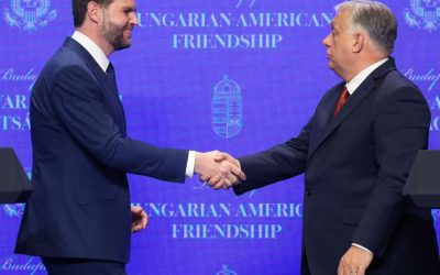 Vance acuză UE de amestec în alegerile din Ungaria la o vizită la Budapesta