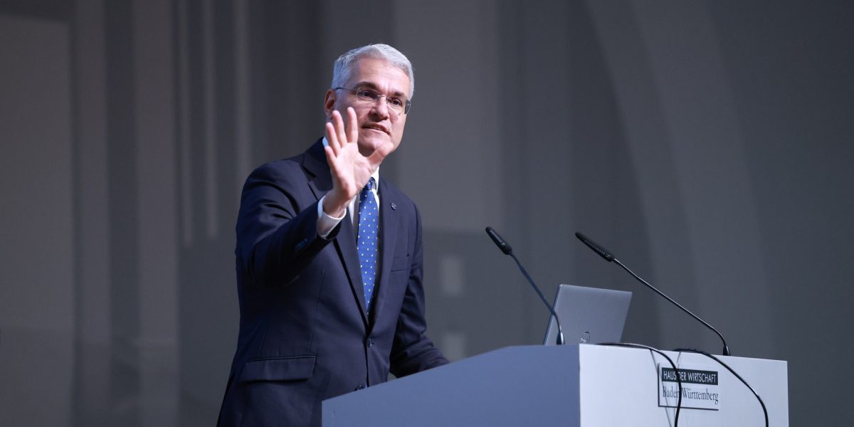 Pîslaru, despre PNRR: Guvernul controlează reformele cu „semafor” al riscurilor