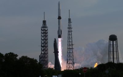 Blue Origin dă lovitura: Rachetă cu motor reutilizabil, lansată pentru prima dată