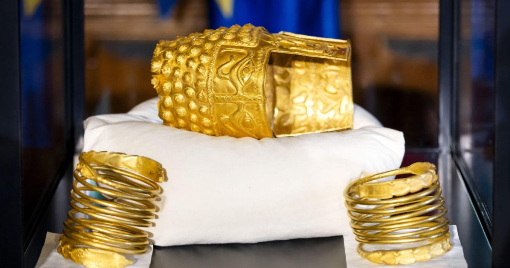 Suspectul furtului Coifului de la Coțofenești refuză înțelegerea. De ce?