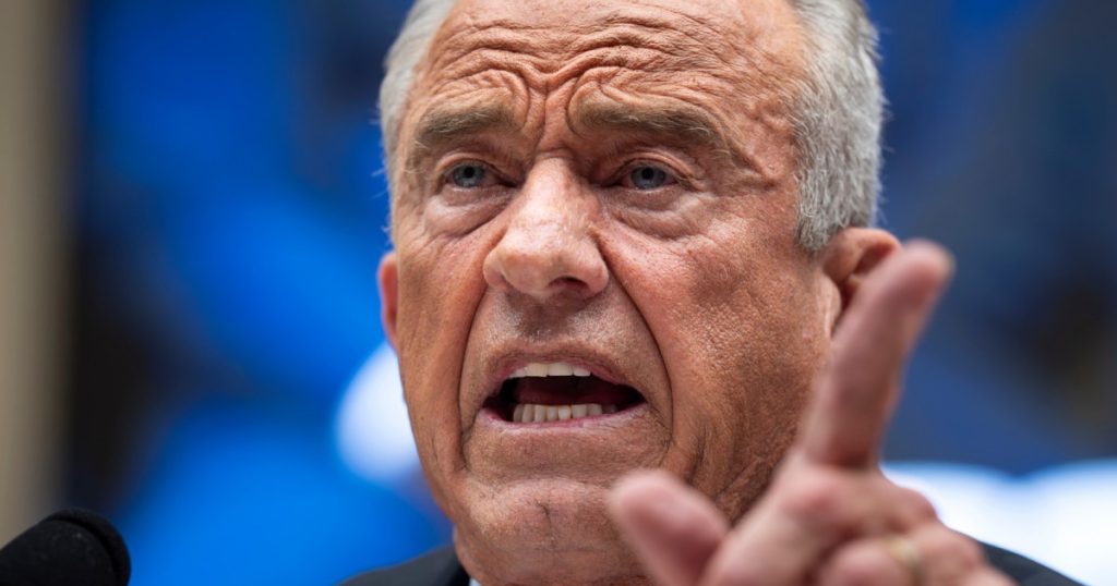 R.F. Kennedy, despre Donald Trump: „N-a fost președinte mai sănătos la cap”