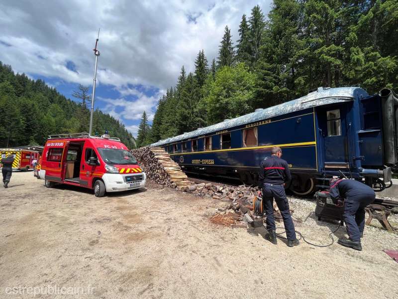 Un accident grav a avut loc marți în Franța, între Bethune și Lens, soldat cu moartea mecanicului unui tren de mare viteză TGV și rănirea a 27 de persoane