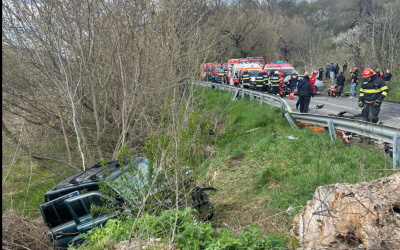 Plan Roșu la Sibiu: Accident violent cu două mașini. SMURD a intervenit
