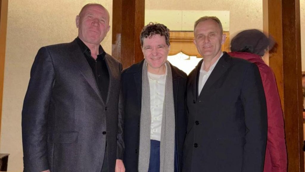 Nicușor Dan, vizită neașteptată în Vinerea Mare la un fief PSD: „Am fost surprins”