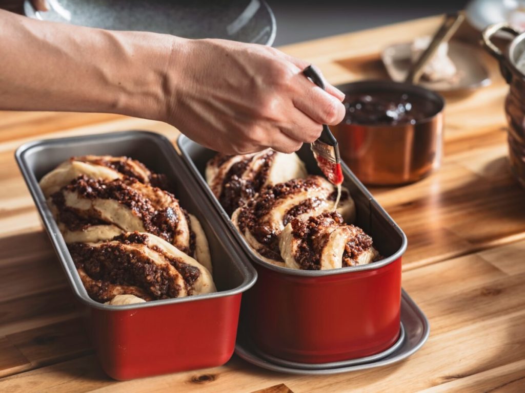 Cozonac ca la bunica: Rețeta secretă cu aluat opărit, pufos și gustos!