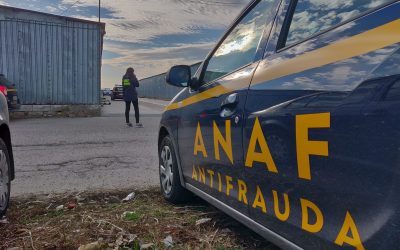 Patru Firme din Ilfov, Amendate cu 100.000 de Lei pentru Nereguli la Depozitarea Fructelor și Legumelor Autoritățile au aplicat amenzi în valoare totală de 100.000 de lei (aproximativ 20.000 EUR) la patru firme din județul Ilfov, care activează în domeniul depozitării și comercializării de legume și fructe din import