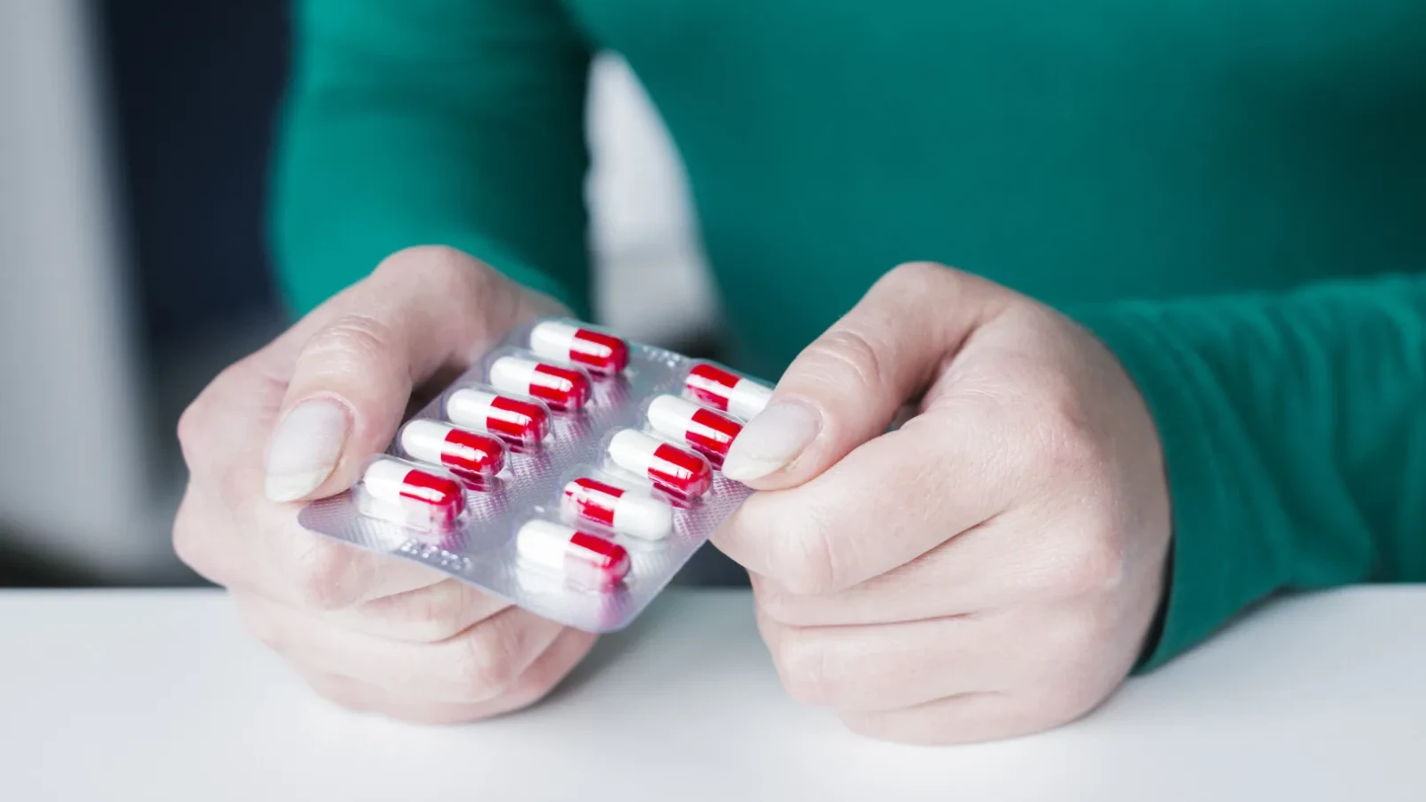 Antibioticele: Pericol ascuns? Unele pot agrava inflamația din corp