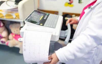 Cadou consistent pentru medicii din România: 60 de cabinete, echipamente noi