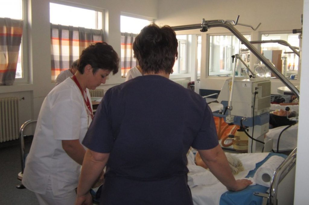 OAMGMAMR, partener în INTENSIV+: Îngrijiri medicale pentru pacienții critici