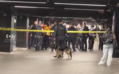 Americanul „Lucifer” a înjunghiat bătrâni în New York. Poliția l-a ucis pe peron
