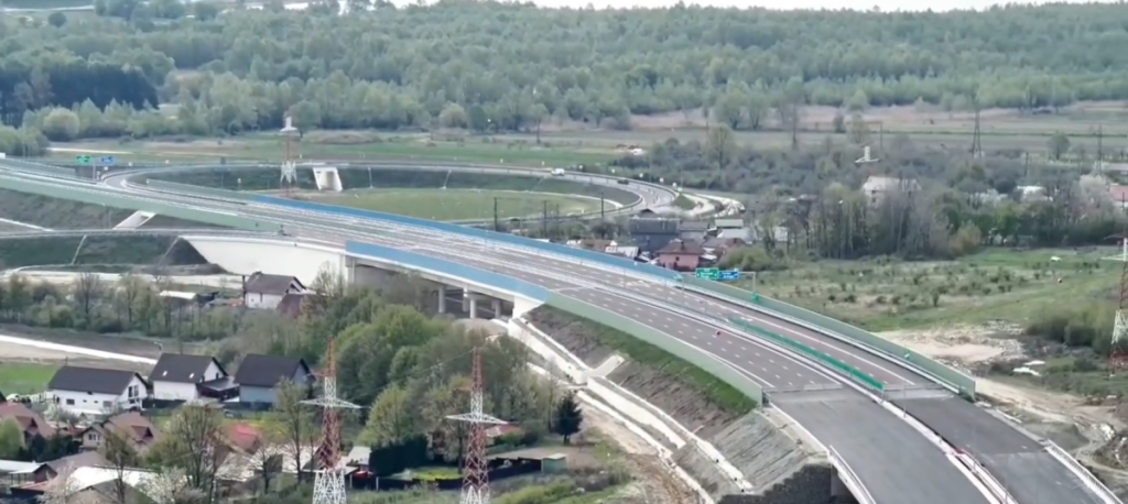 Autostrada Sibiu-Pitești: Un tronson, gata mai repede decât era prevăzut!