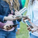 Australia dă alarma: Rețelele sociale, ocolite de tech pentru adolescenți în Europa