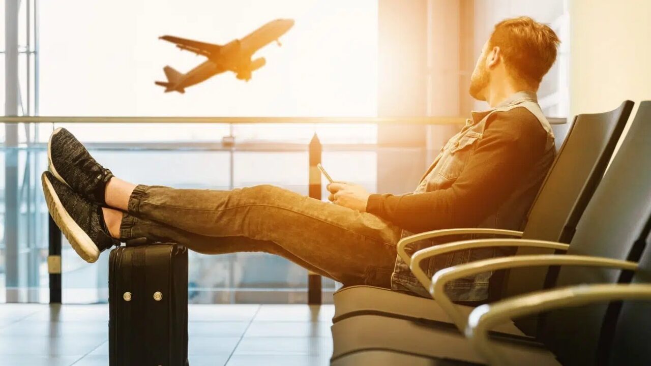 Zboruri spre destinații de vacanță mai scumpe din 2026: Află taxa