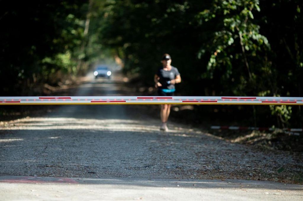 Romsilva închide drumul ilegal din Pădurea Băneasa: Blocajul pentru bucureșteni