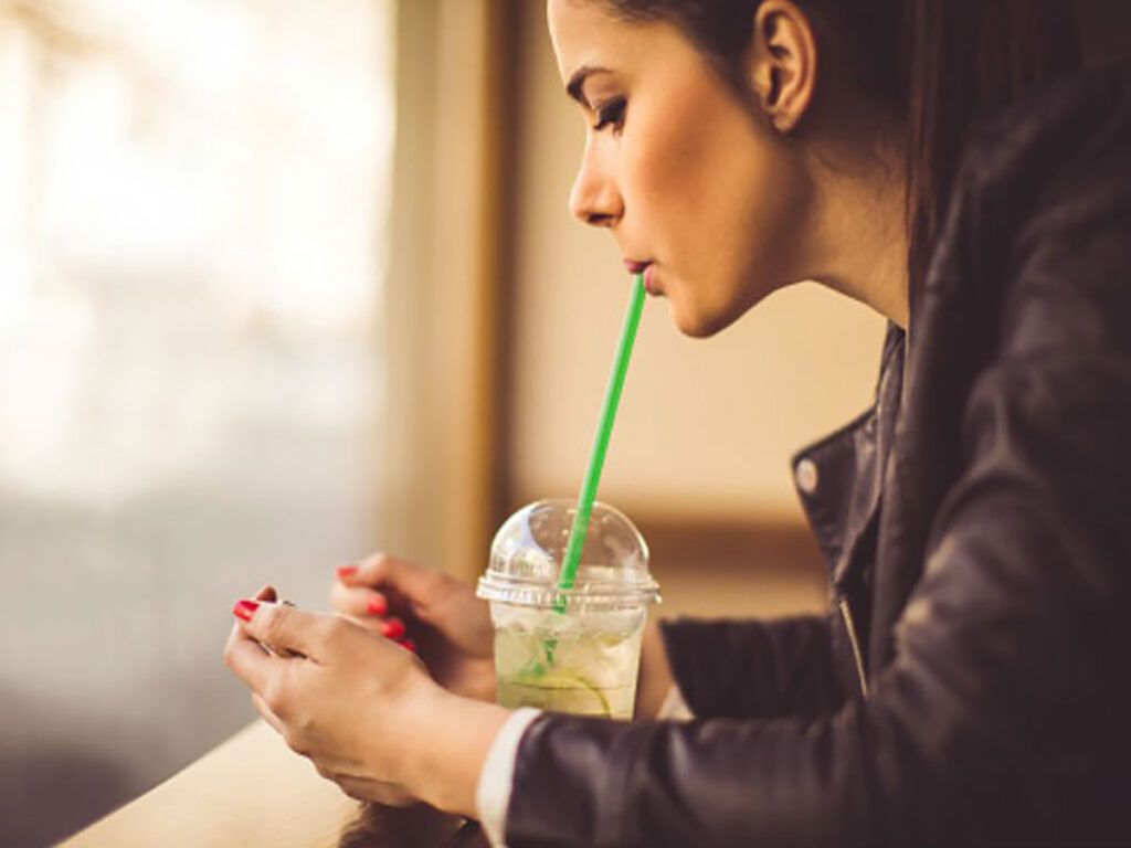 Ce să bei după Paște pentru un ficat „resetat” rapid și natural?