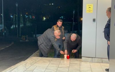 Candele pentru Mircea Lucescu: Omagiu emoționant la Spitalul Universitar din București