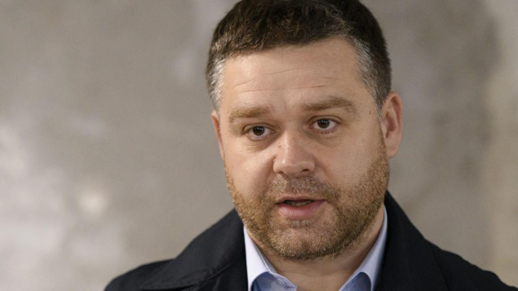 Ciucu: Bolojan, fără mandat la negocieri cu AUR. „Nu ne agățăm de putere”