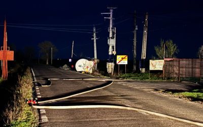 O cisternă încărcată cu aproximativ 30.000 de litri de GPL s-a răsturnat pe șoseaua DN1D, în localitatea Cioranii de Jos, județul Prahova, detonând un răsunet puternic în rândul autorităților și localnicilor